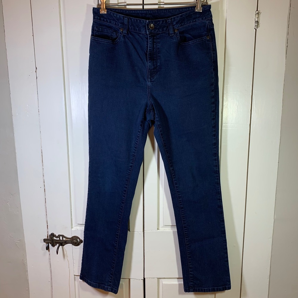 LL Bean Classic Fit Straight Leg Jeans Womens 10 Reg Dark Indigo Blue 284078
